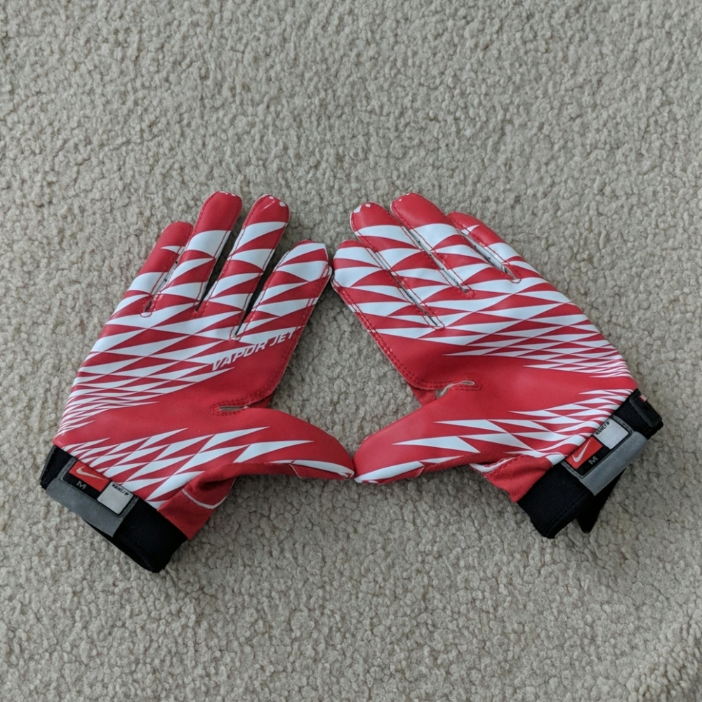 Nike Vapor Jet football gloves